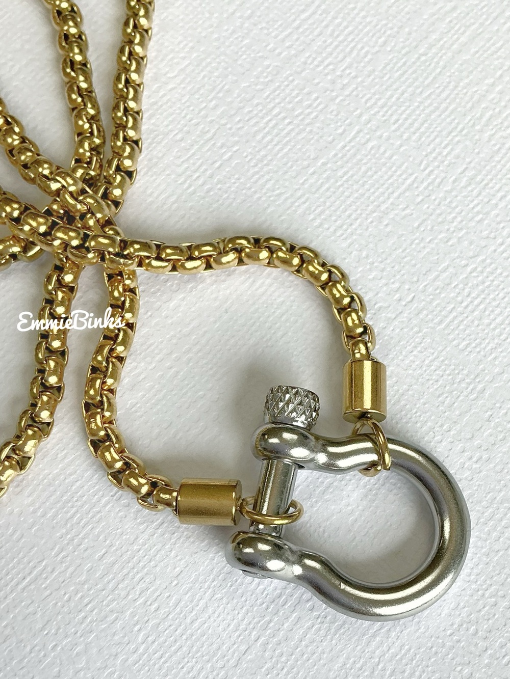 New Anthropologie Horseshoe Carabiner Clasp 2 Tone Gold Plated Necklace